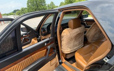 Mercedes-Benz-S-Class-1993-Sedan-4