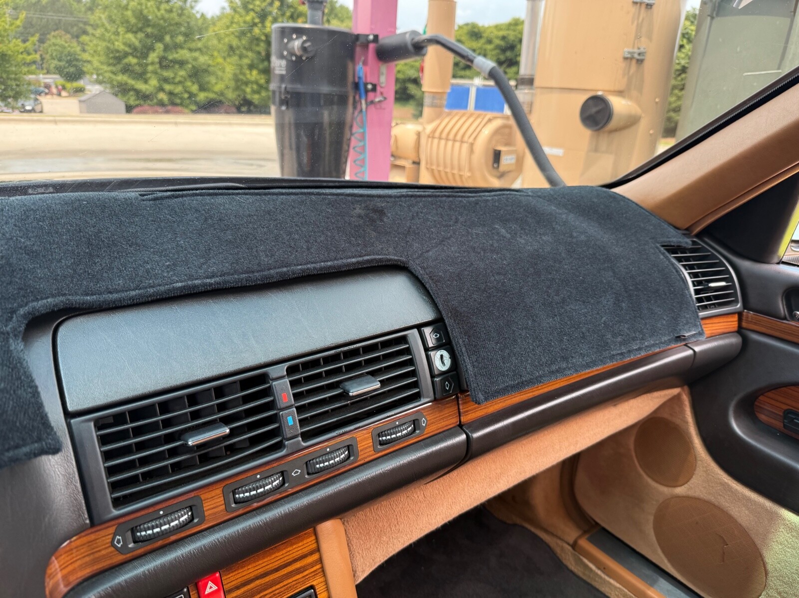 Mercedes-Benz-S-Class-1993-Sedan-6