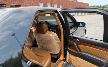 Mercedes-Benz-S-Class-1993-Sedan-9
