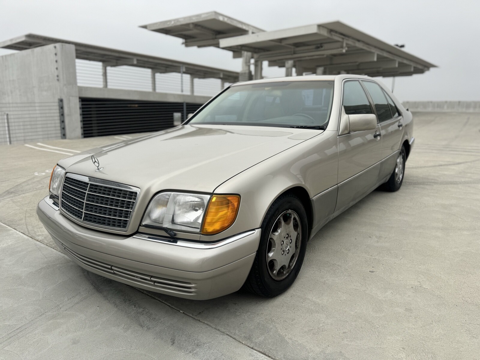 Mercedes-Benz-S-Class-1994-1