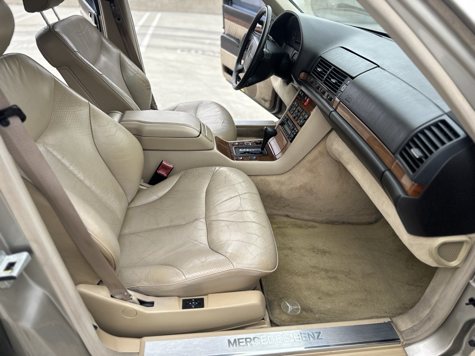 Mercedes-Benz-S-Class-1994-16