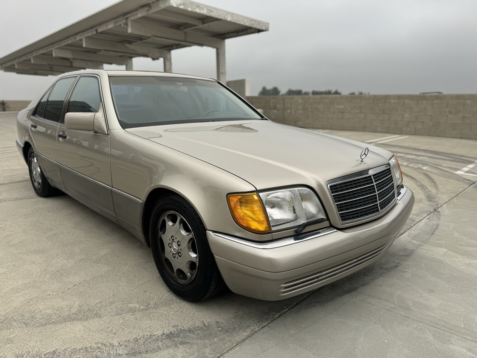 Mercedes-Benz-S-Class-1994-3