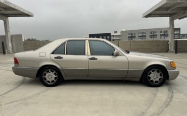 Mercedes-Benz-S-Class-1994-4