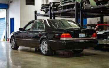 Mercedes-Benz-S-Class-1995-Sedan-17