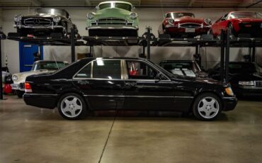 Mercedes-Benz-S-Class-1995-Sedan-2