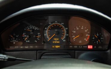 Mercedes-Benz-S-Class-1995-Sedan-23