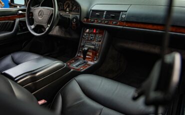Mercedes-Benz-S-Class-1995-Sedan-34