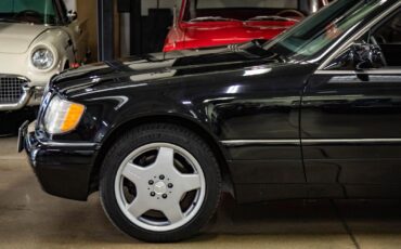 Mercedes-Benz-S-Class-1995-Sedan-4
