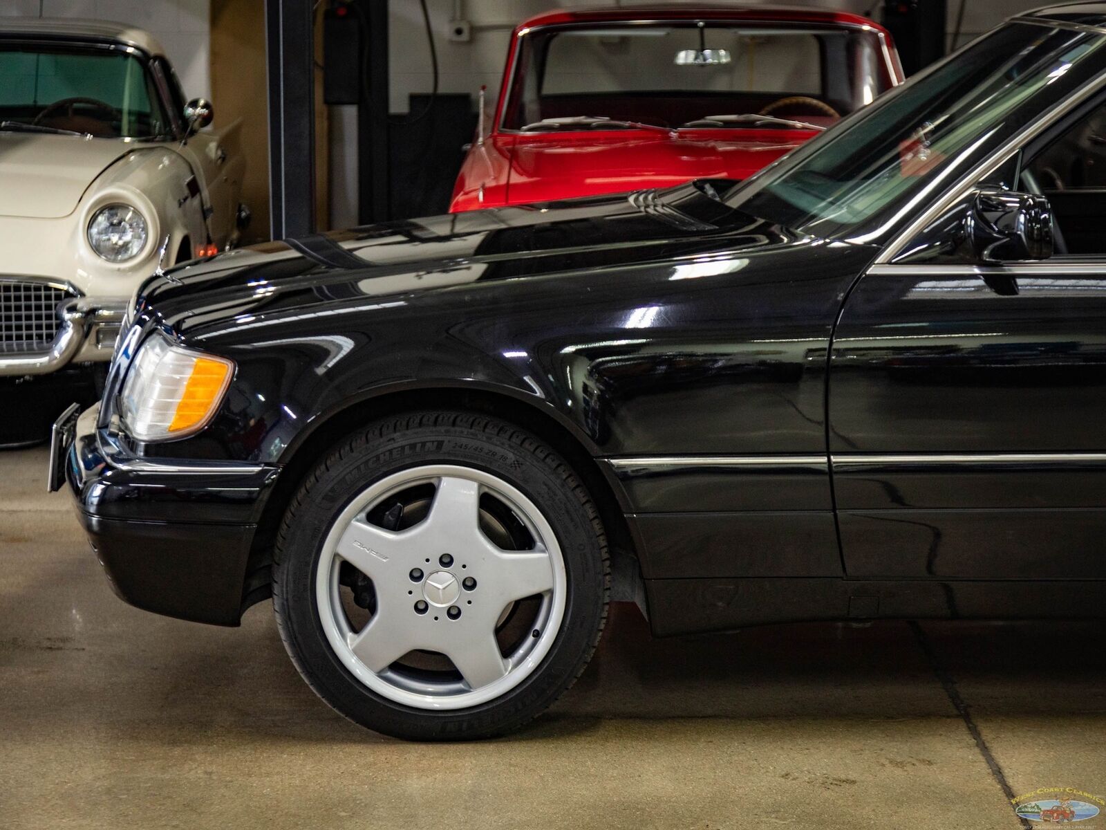 Mercedes-Benz-S-Class-1995-Sedan-4