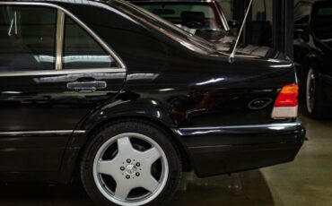 Mercedes-Benz-S-Class-1995-Sedan-6