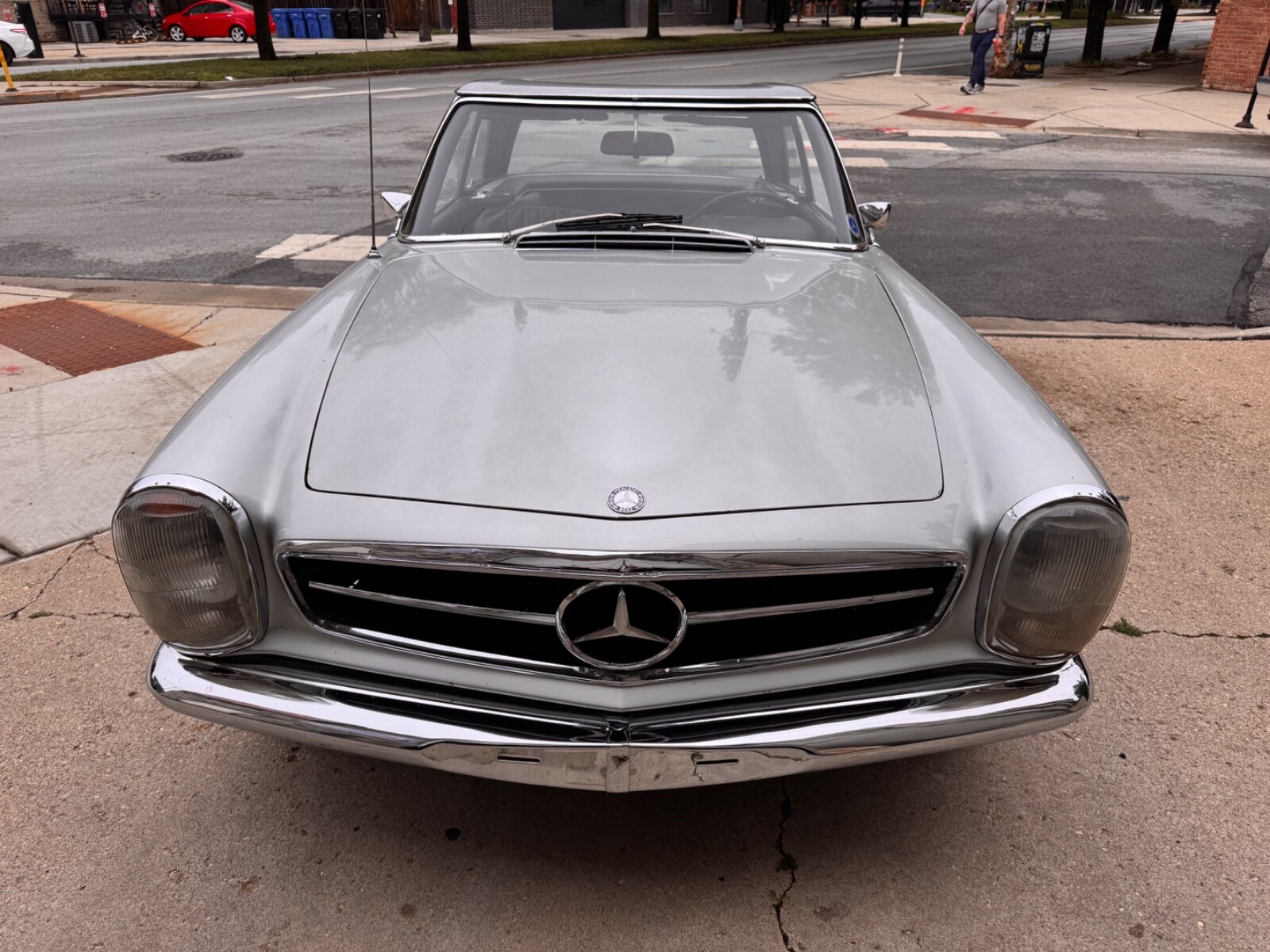 Mercedes-Benz-SL-Class-1966-Convertible-1
