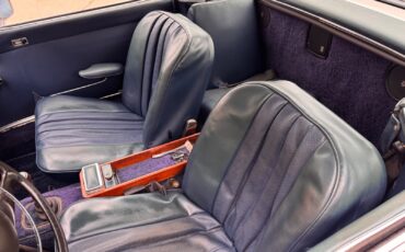 Mercedes-Benz-SL-Class-1966-Convertible-12