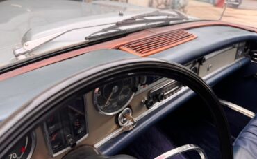 Mercedes-Benz-SL-Class-1966-Convertible-14