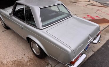 Mercedes-Benz-SL-Class-1966-Convertible-7