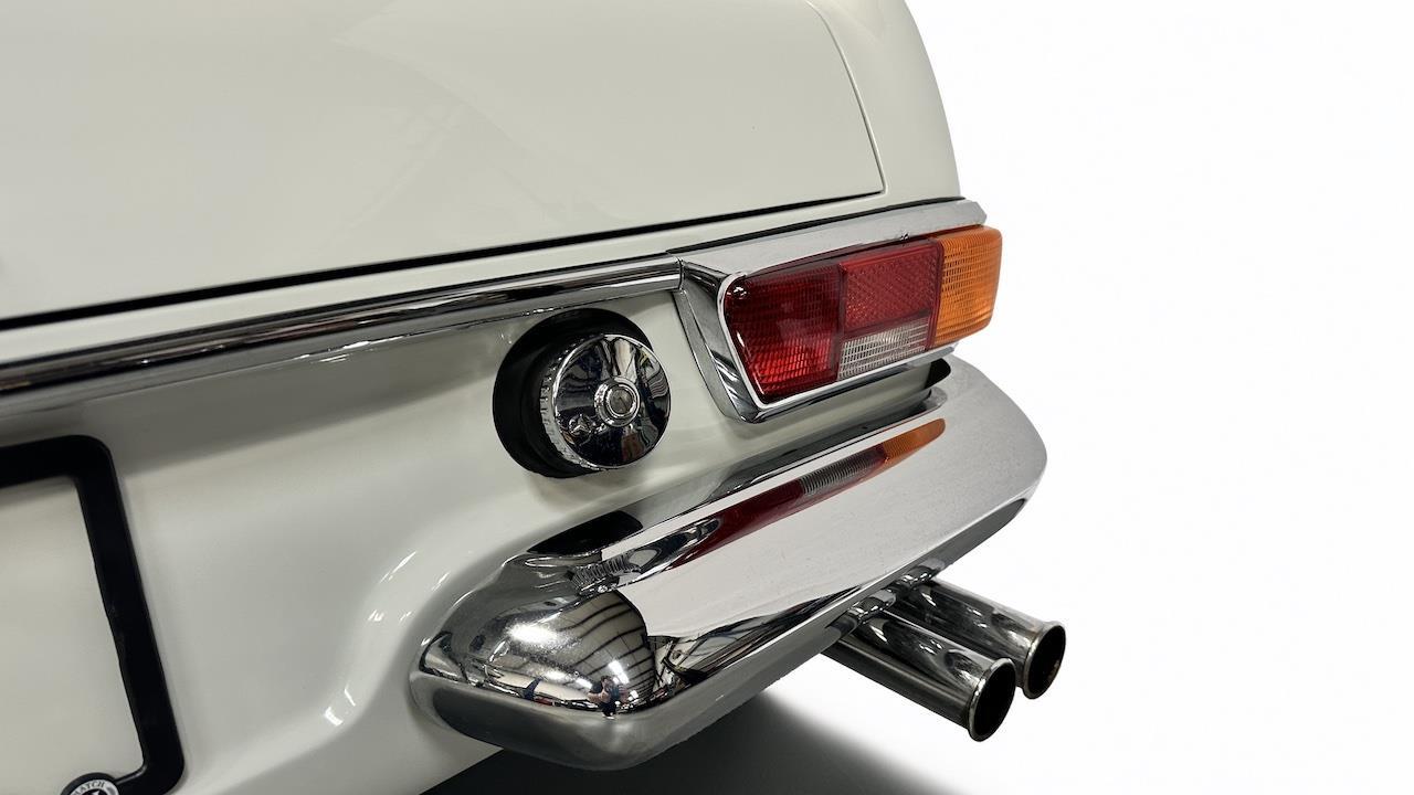 Mercedes-Benz-SL-Class-1968-11