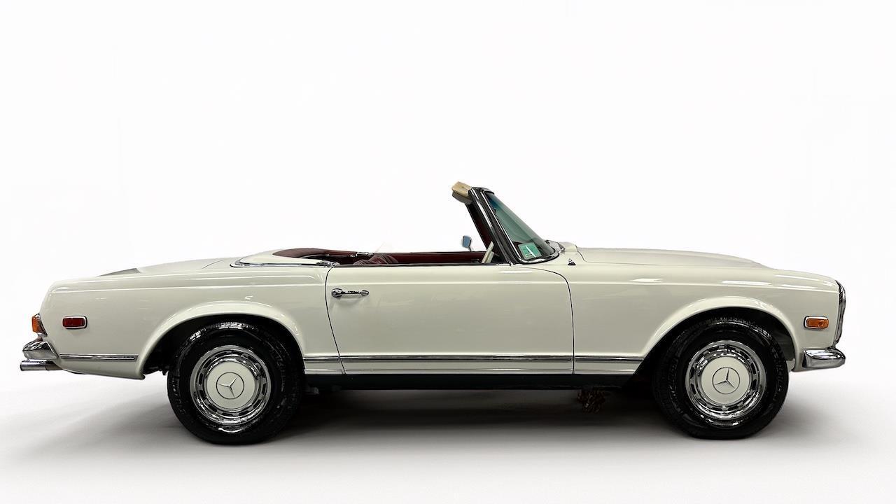 Mercedes-Benz-SL-Class-1968-2