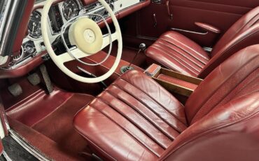 Mercedes-Benz-SL-Class-1968-29