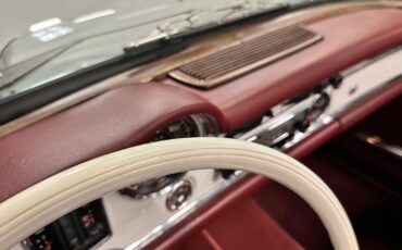 Mercedes-Benz-SL-Class-1968-33