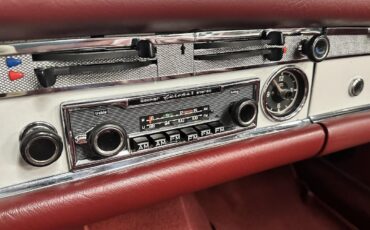 Mercedes-Benz-SL-Class-1968-35
