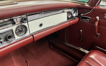 Mercedes-Benz-SL-Class-1968-36