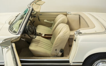 Mercedes-Benz-SL-Class-1968-Convertible-9