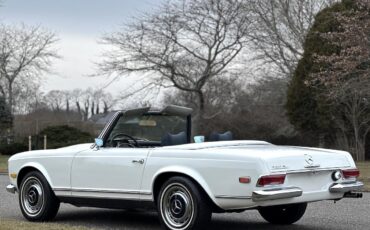 Mercedes-Benz-SL-Class-1969-Convertible-15