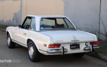 Mercedes-Benz-SL-Class-1969-Convertible-16