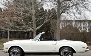 Mercedes-Benz-SL-Class-1969-Convertible-17