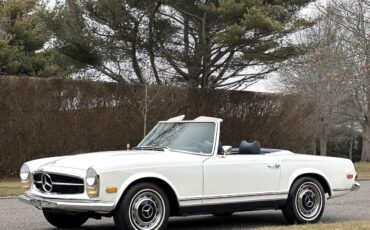 Mercedes-Benz-SL-Class-1969-Convertible-18