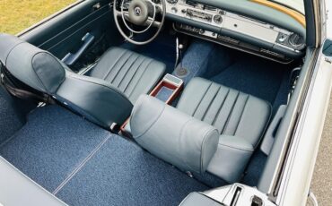 Mercedes-Benz-SL-Class-1969-Convertible-2