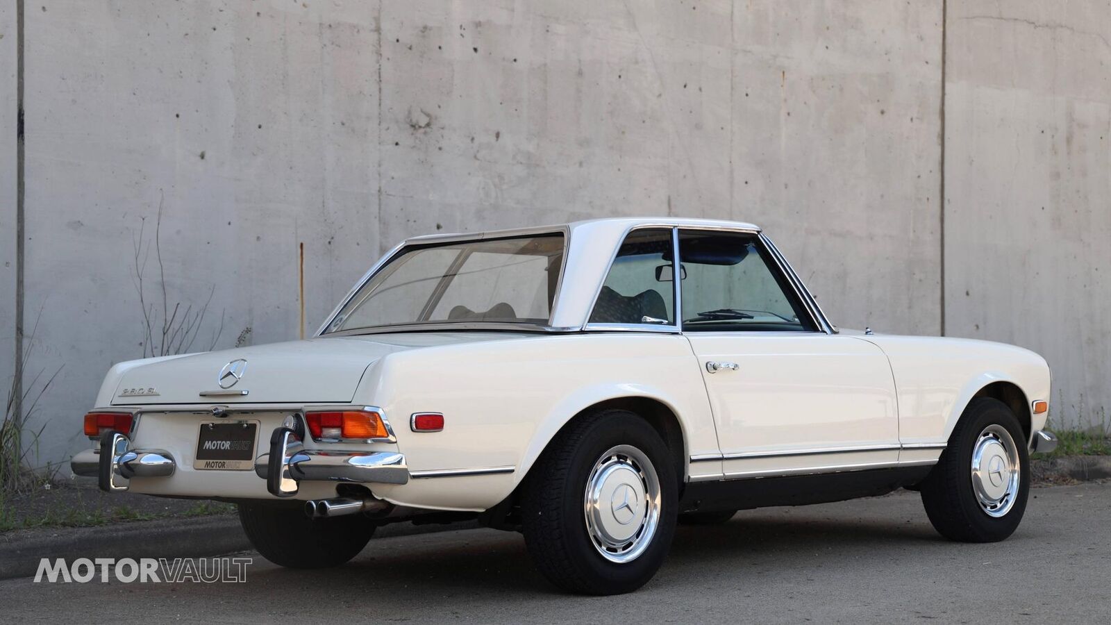 Mercedes-Benz-SL-Class-1969-Convertible-20