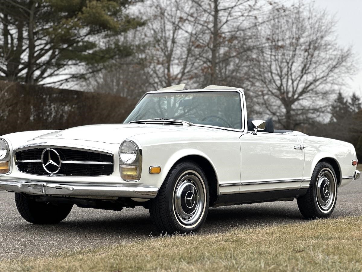 Mercedes-Benz-SL-Class-1969-Convertible-21