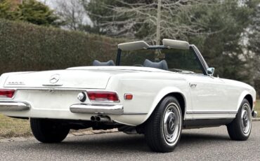 Mercedes-Benz-SL-Class-1969-Convertible-23