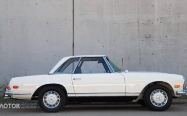 Mercedes-Benz-SL-Class-1969-Convertible-24