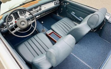 Mercedes-Benz-SL-Class-1969-Convertible-3
