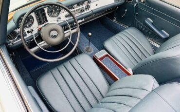 Mercedes-Benz-SL-Class-1969-Convertible-33