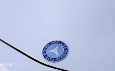 Mercedes-Benz-SL-Class-1969-Convertible-34