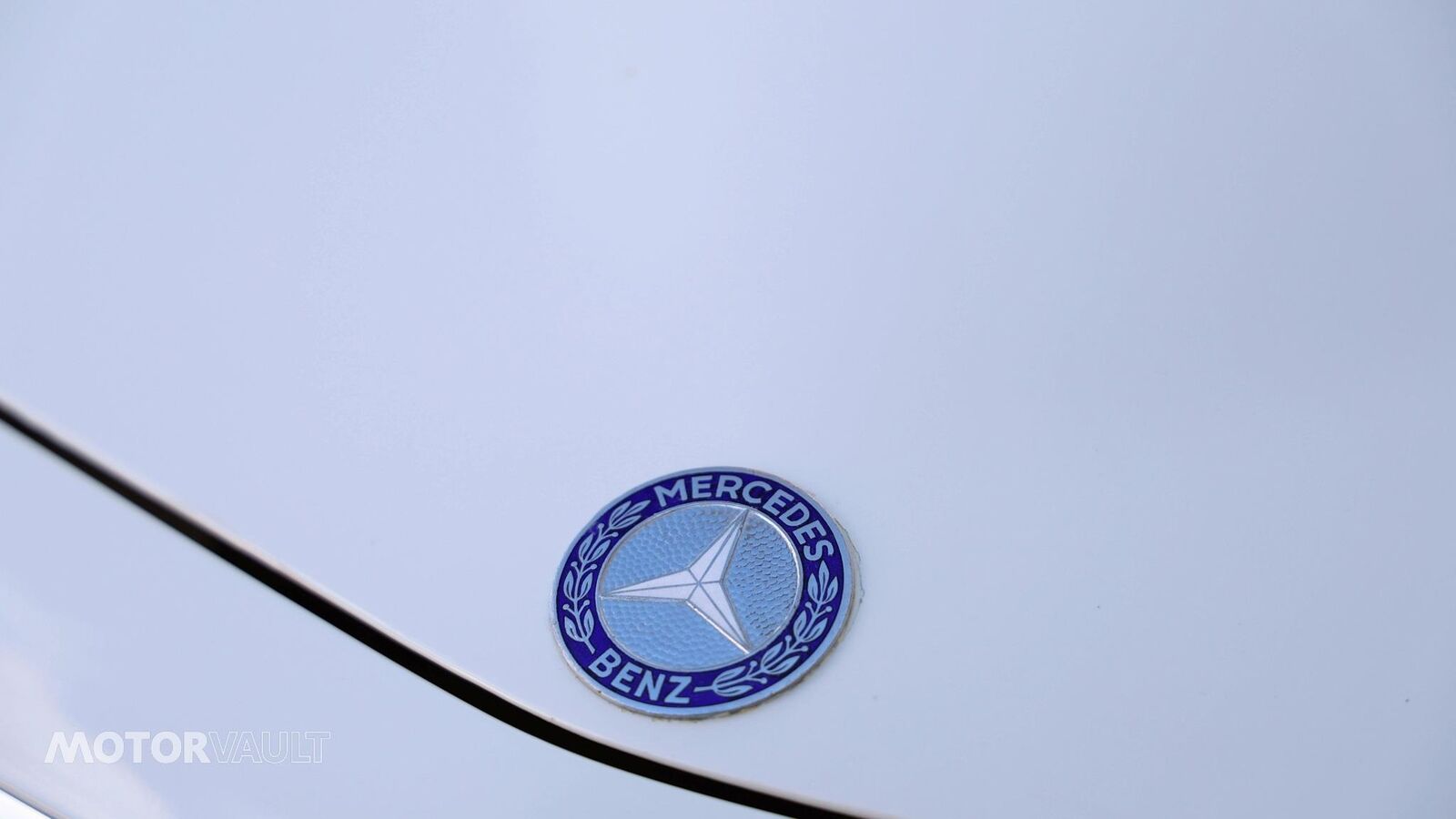 Mercedes-Benz-SL-Class-1969-Convertible-34