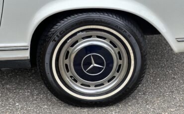 Mercedes-Benz-SL-Class-1969-Convertible-8