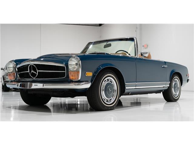 Mercedes-Benz-SL-Class-1970-Roadster-12