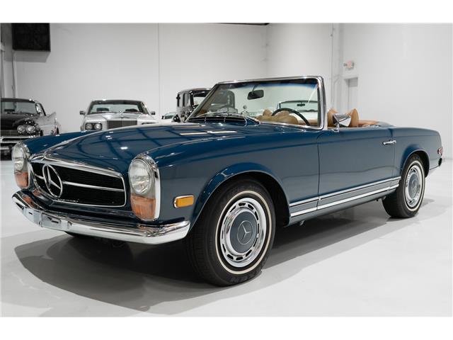 Mercedes-Benz-SL-Class-1970-Roadster-3