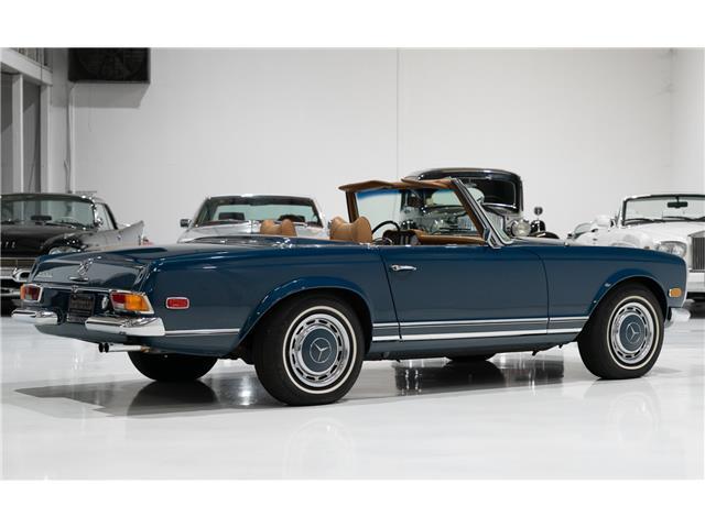 Mercedes-Benz-SL-Class-1970-Roadster-6