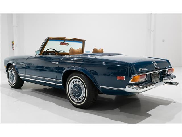 Mercedes-Benz-SL-Class-1970-Roadster-9