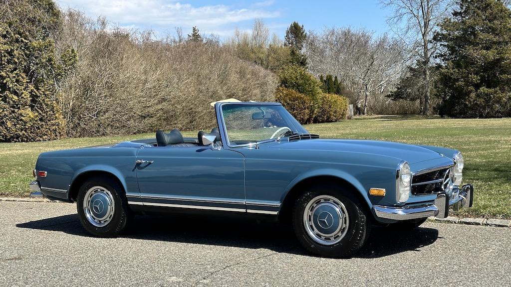Mercedes-Benz-SL-Class-1971-Convertible-13