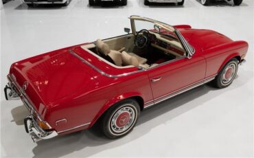 Mercedes-Benz-SL-Class-1971-Convertible-13