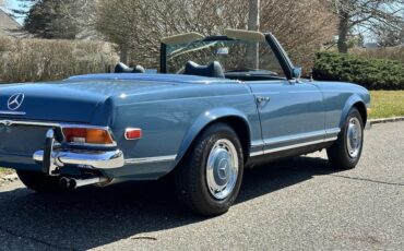 Mercedes-Benz-SL-Class-1971-Convertible-22