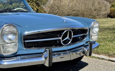 Mercedes-Benz-SL-Class-1971-Convertible-25