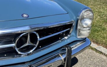 Mercedes-Benz-SL-Class-1971-Convertible-28