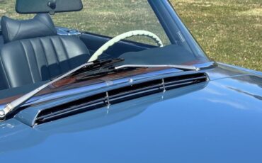 Mercedes-Benz-SL-Class-1971-Convertible-36