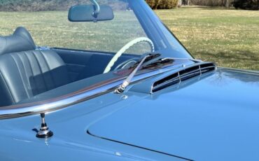 Mercedes-Benz-SL-Class-1971-Convertible-37